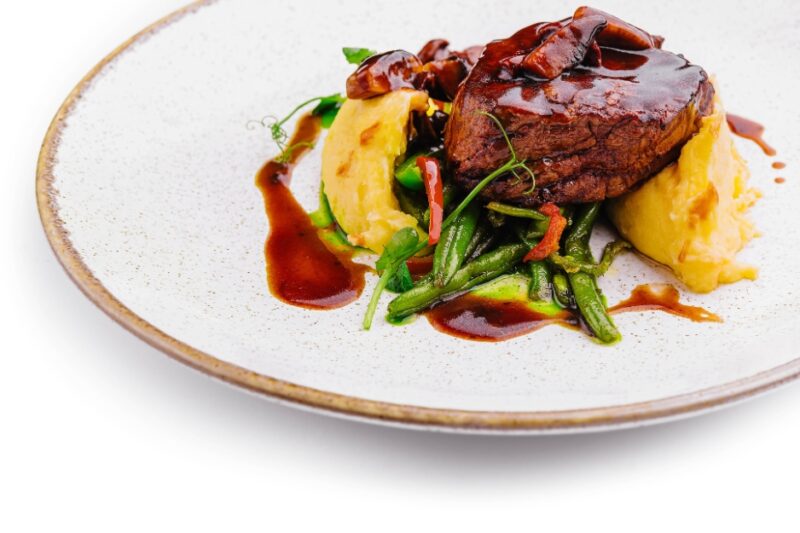 Delicious Porterhouse wine Pairing with red wine